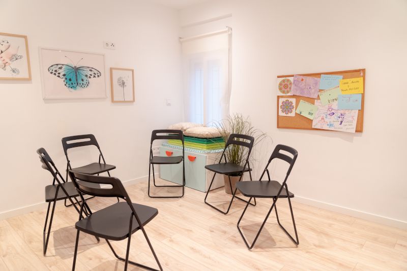 Sala para terapia en grupo | Centro de psicología en Valencia - Alaquás | Edi Psicólogos